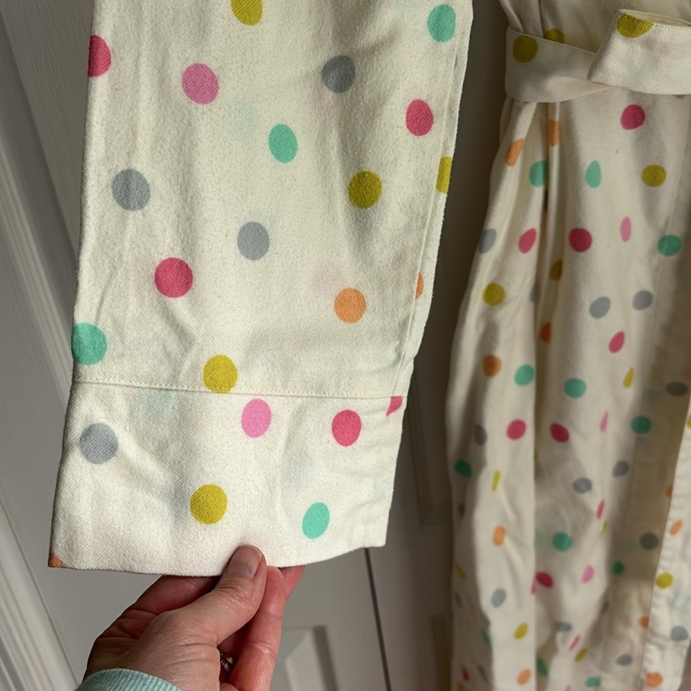 Garnet Hill Cotton Flannel Robe. Multi Colored Polkadot. Size Medium - Picture 2 of 7